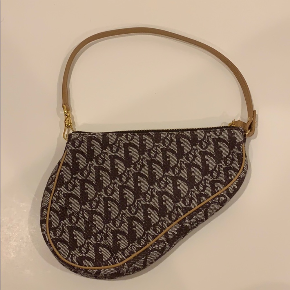 Dior signature pouchette